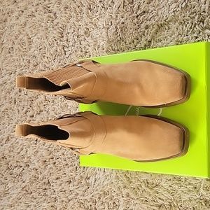 Sam Edelman camel suede shoes